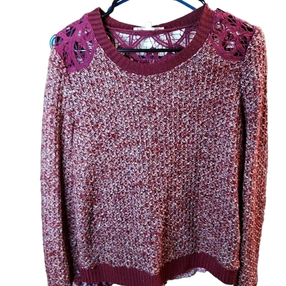 Miss Me small crochet shoulder dark red(wine) sweater - Picture 9 of 16